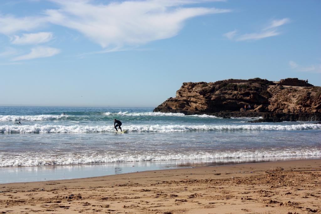 Oceana Surf Camp Hotel Taghazout Buitenkant foto